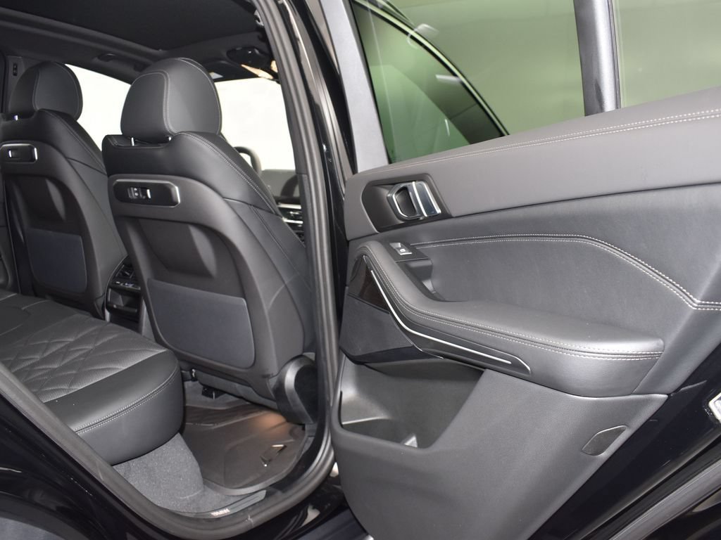 Used 2026 BMW X5 sDrive40i RWD image 16
