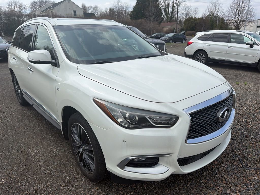 Used 2016 INFINITI QX60 AWD w/ Premium Plus Package image 3
