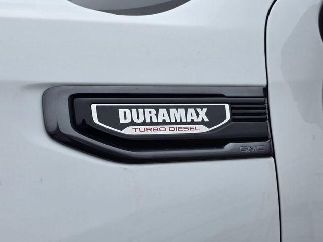 Used 2023 GMC Sierra 1500 AT4 w/ AT4 Premium Package AWD/4WD image 3