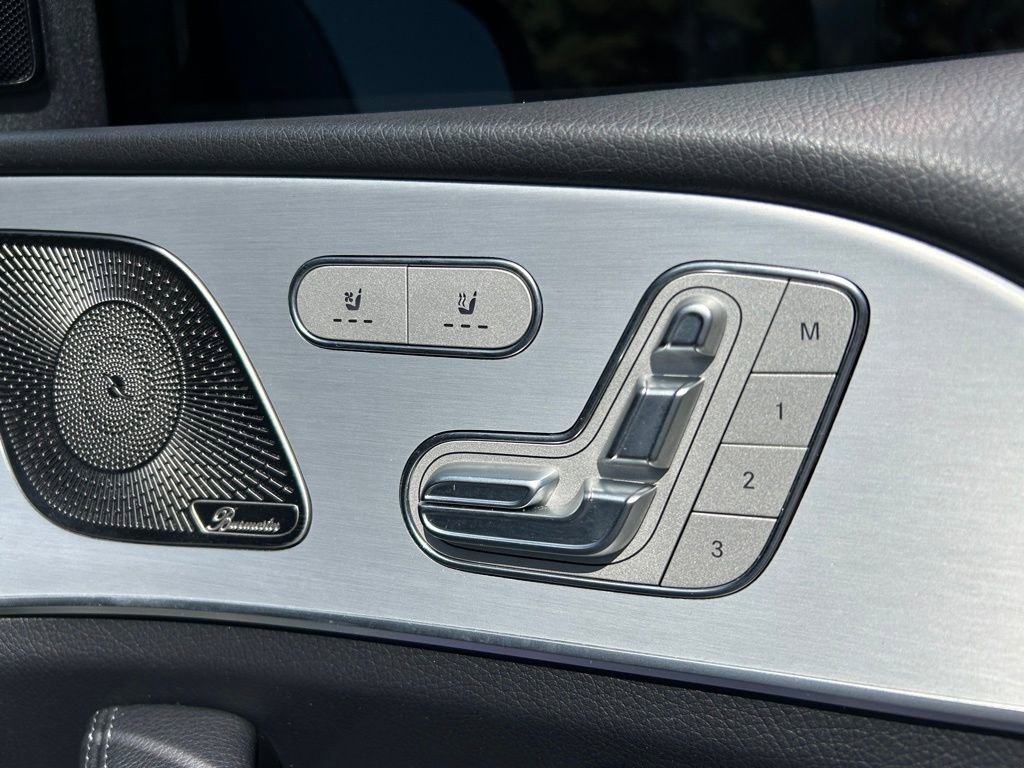 Used 2025 Mercedes-Benz GLS 450 4MATIC image 59