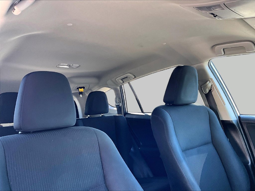 Used 2017 Toyota RAV4 LE w/ Carpet Mat Package AWD/4WD image 22