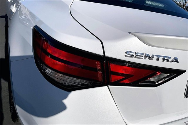 Certified 2025 Nissan Sentra SR image 22