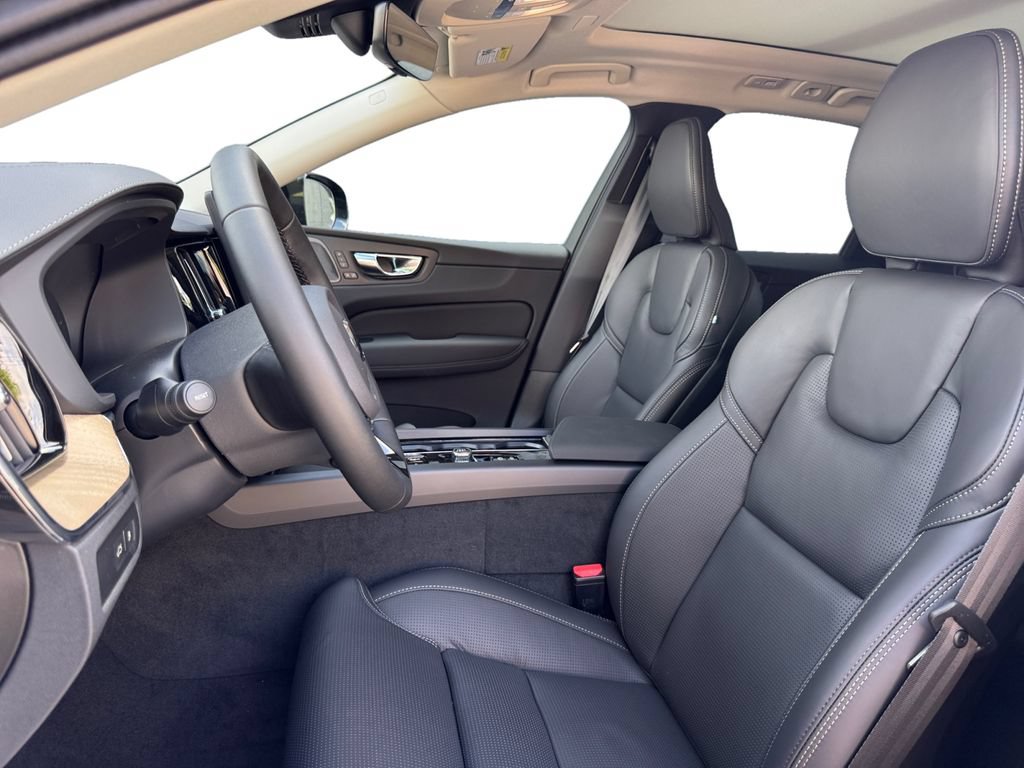 New 2026 Volvo XC60 T8 Ultra w/ Protection Package Premier AWD/4WD image 11
