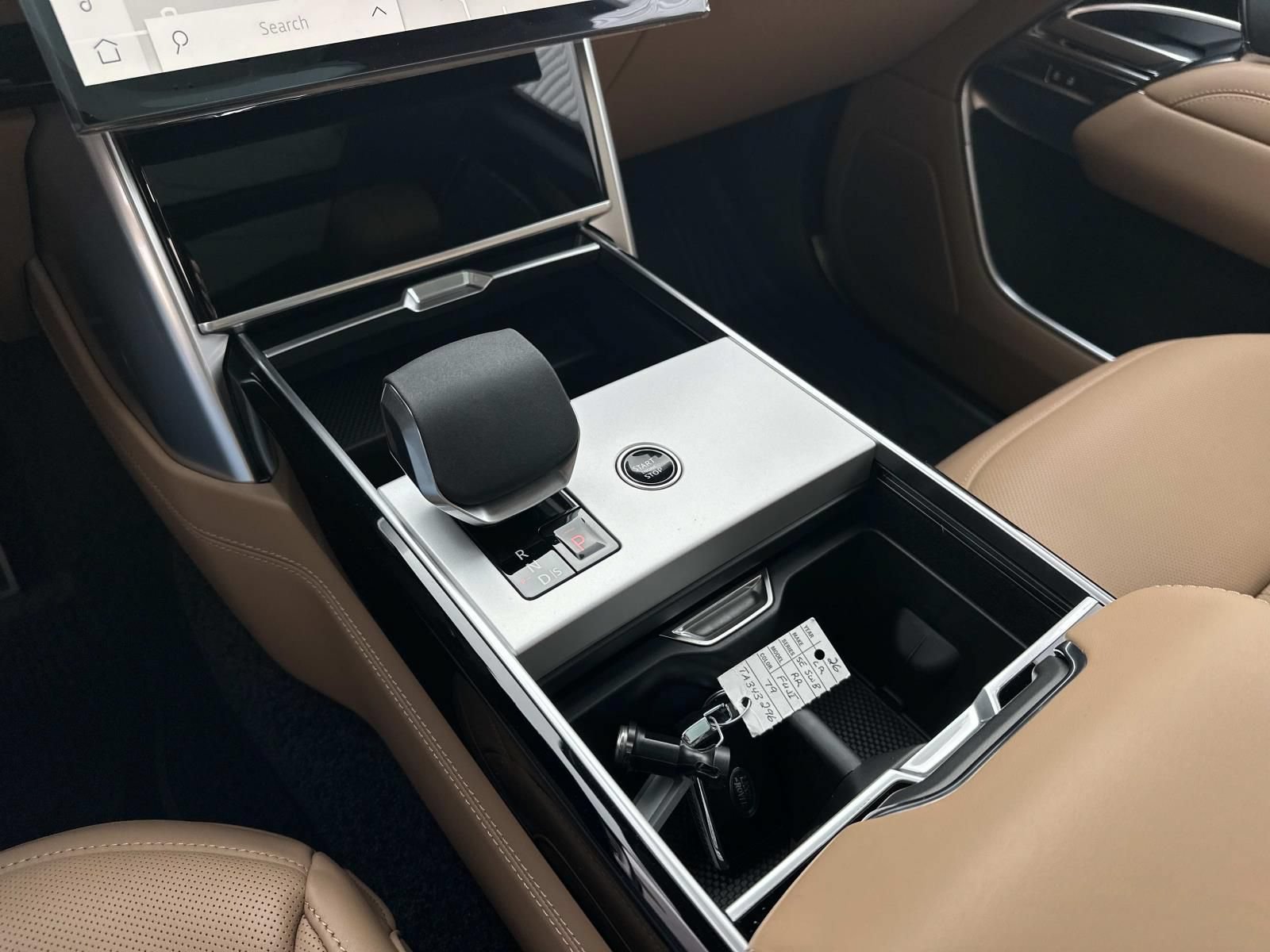 New 2026 Land Rover Range Rover SE AWD/4WD image 17