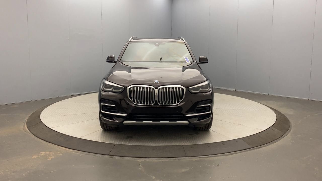 Used 2023 BMW X5 xDrive40i w/ Premium Package AWD/4WD image 8