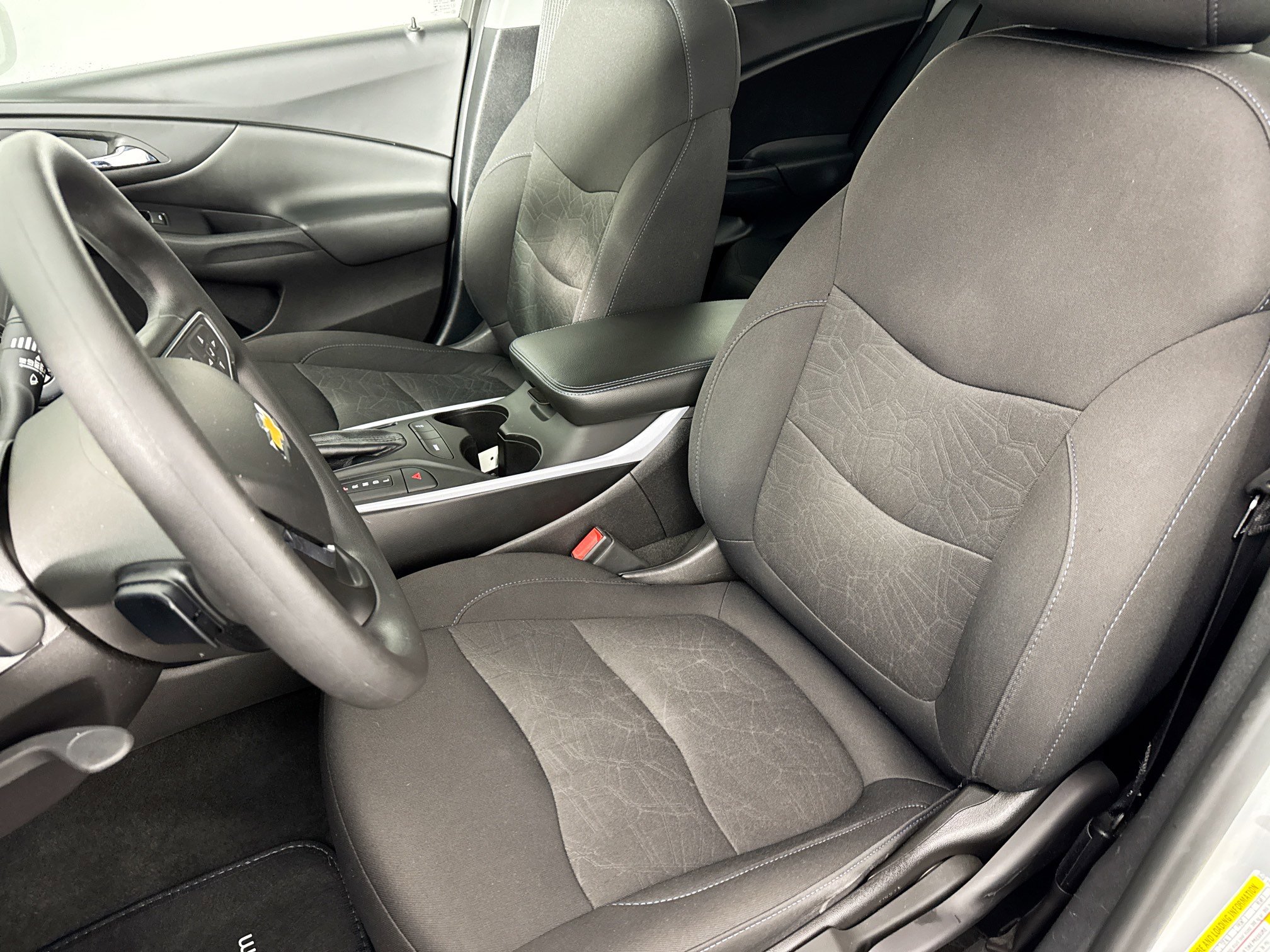 Used 2018 Chevrolet Volt LT image 19