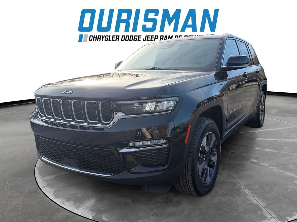 Used 2022 Jeep Grand Cherokee Limited 4xe image 2