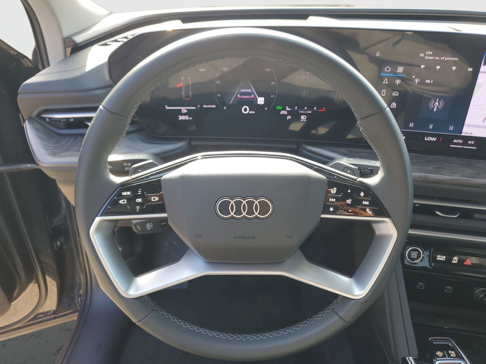 Used 2025 Audi Q5 Premium w/ Convenience Package image 22