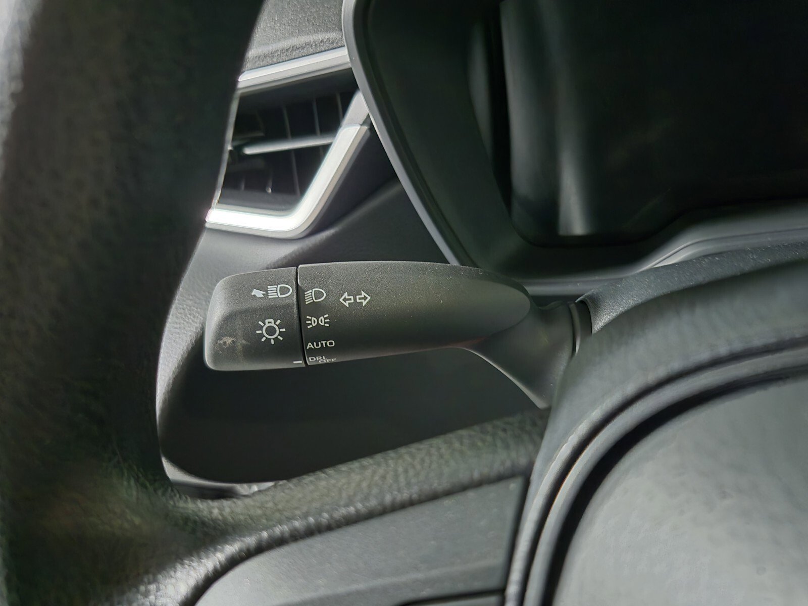New 2026 Toyota Corolla Hybrid Sedan image 20