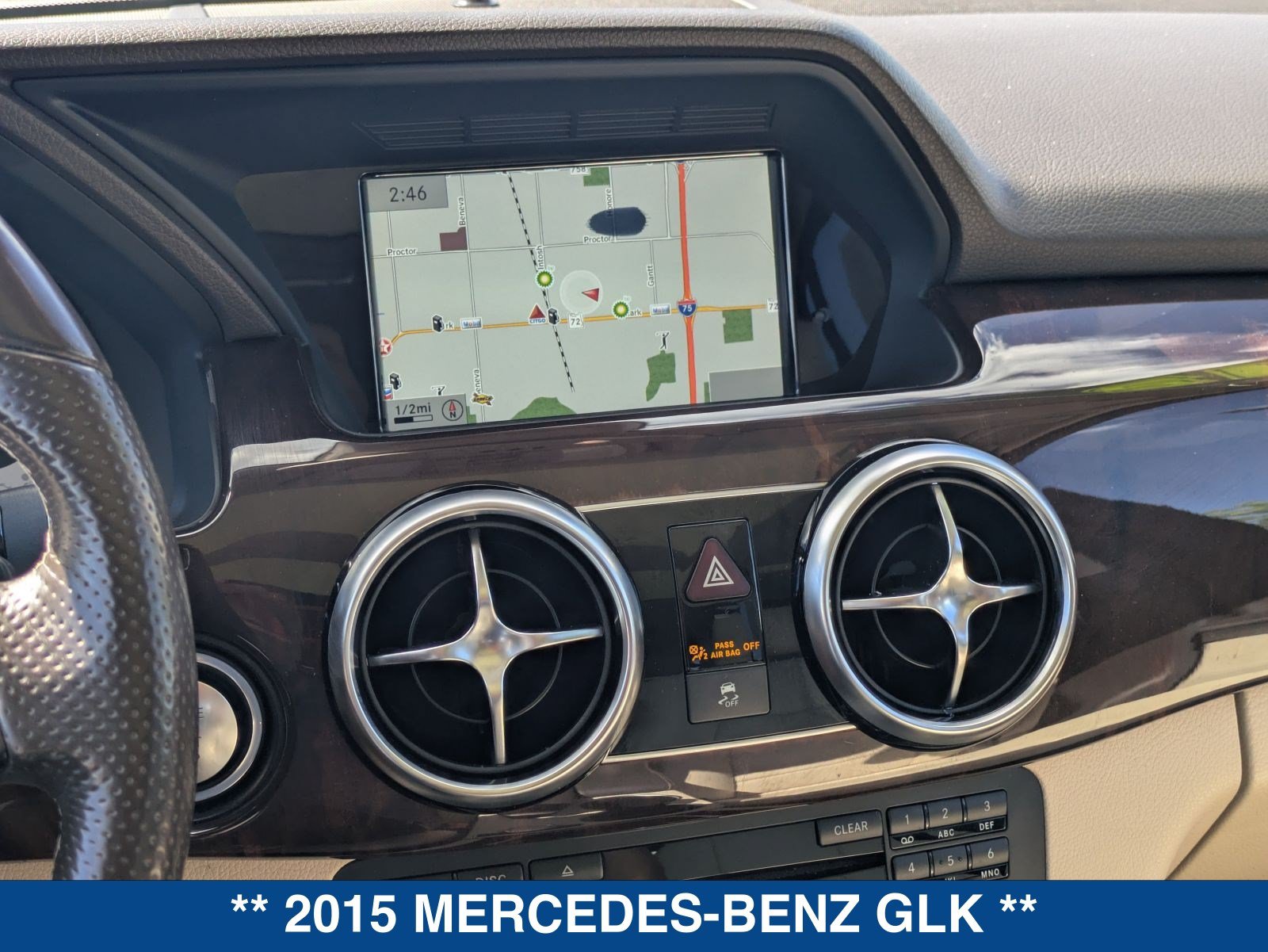 Used 2015 Mercedes-Benz GLK 350 2WD image 31