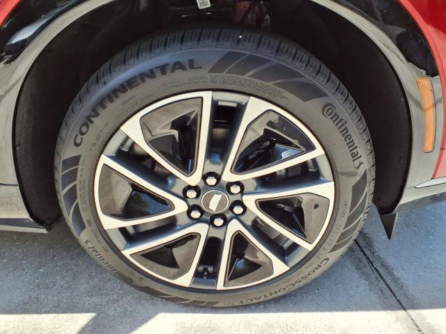 New 2026 Cadillac Optiq Sport 2 w/ LPO, Floor Liner Package RWD image 7