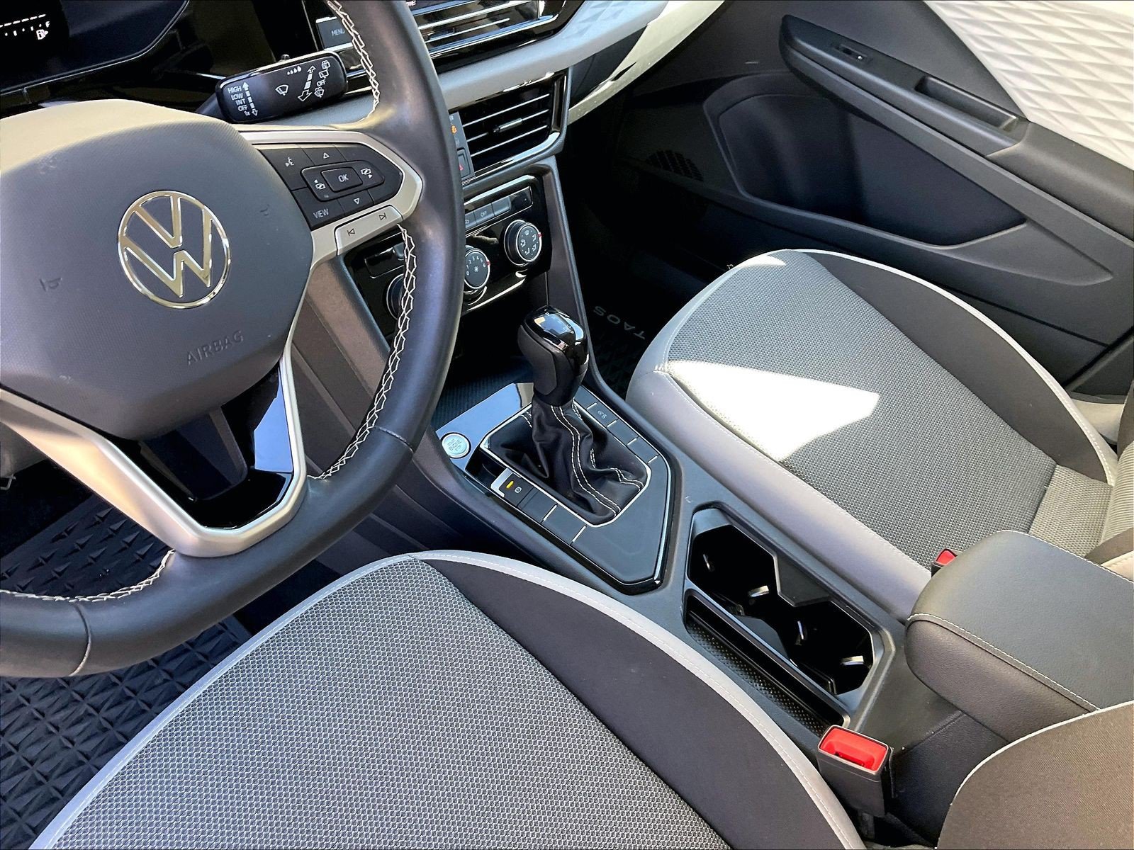 Certified 2023 Volkswagen Taos S FWD image 17