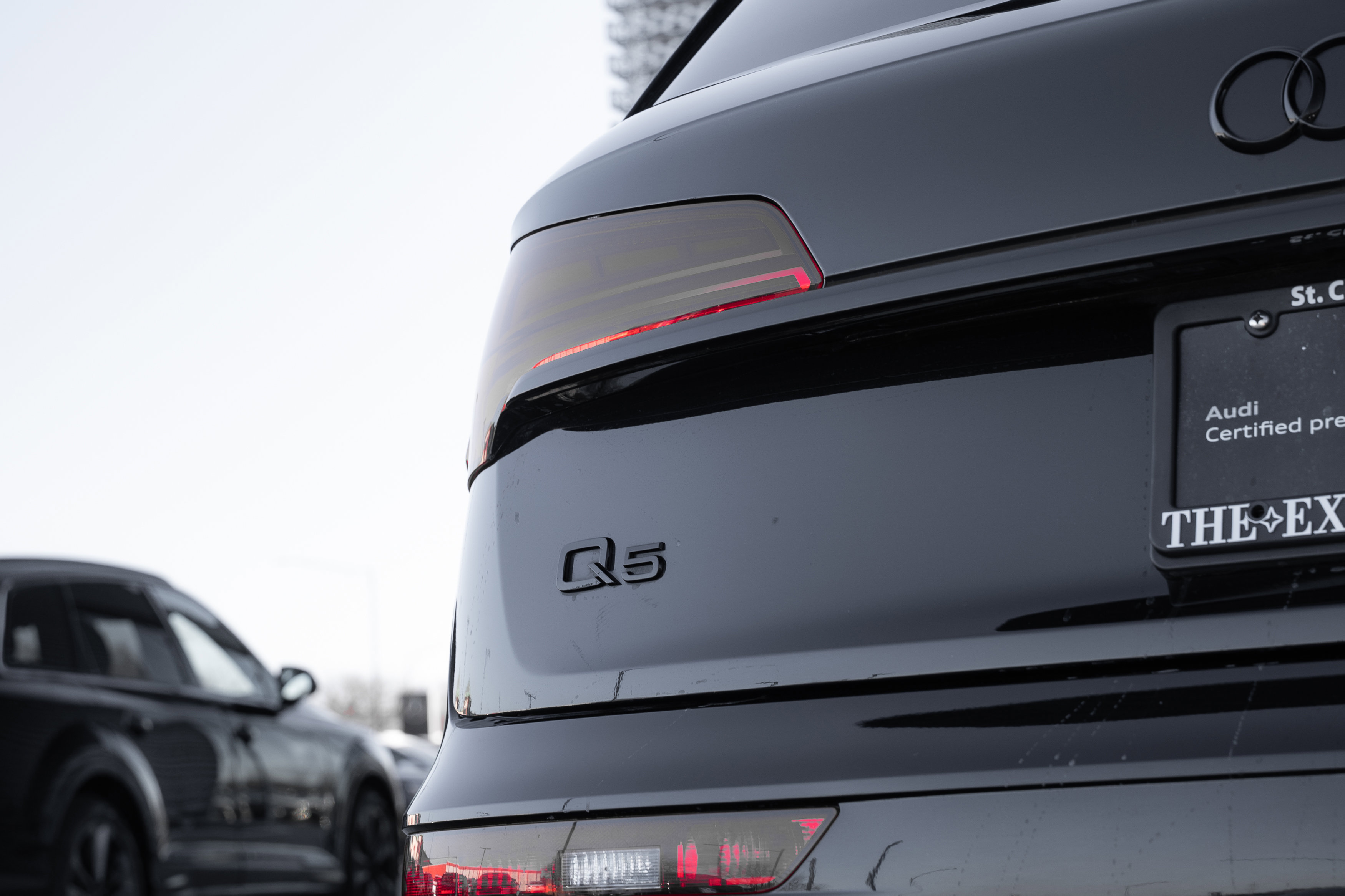 Certified 2025 Audi Q5 Prestige image 32