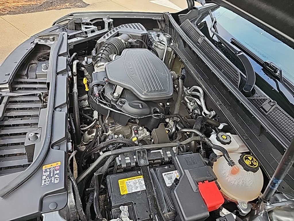 Used 2023 GMC Acadia AT4 w/ Technology Package image 47