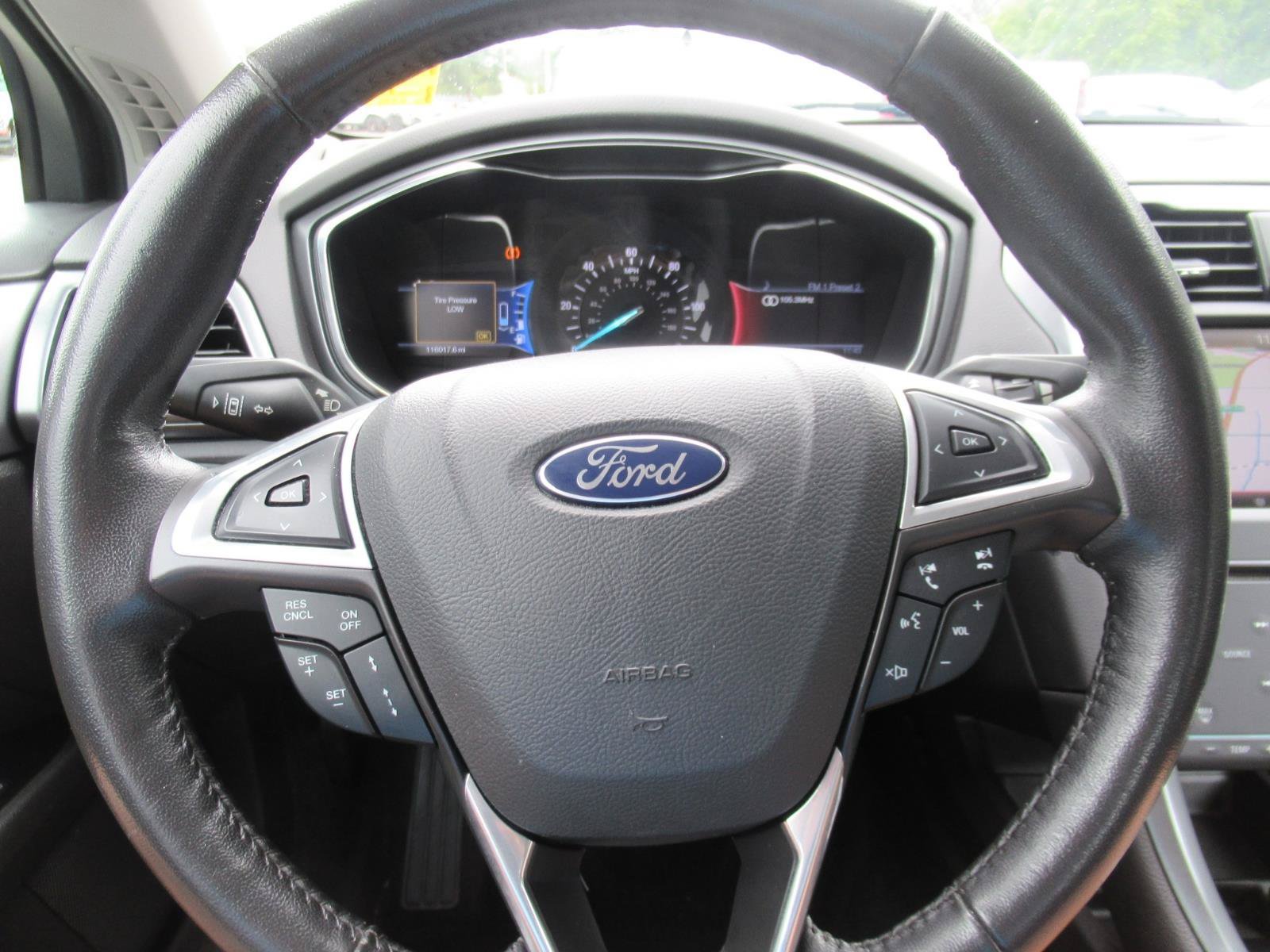 Used 2013 Ford Fusion Titanium w/ Titanium Driver Assist Pkg FWD image 25