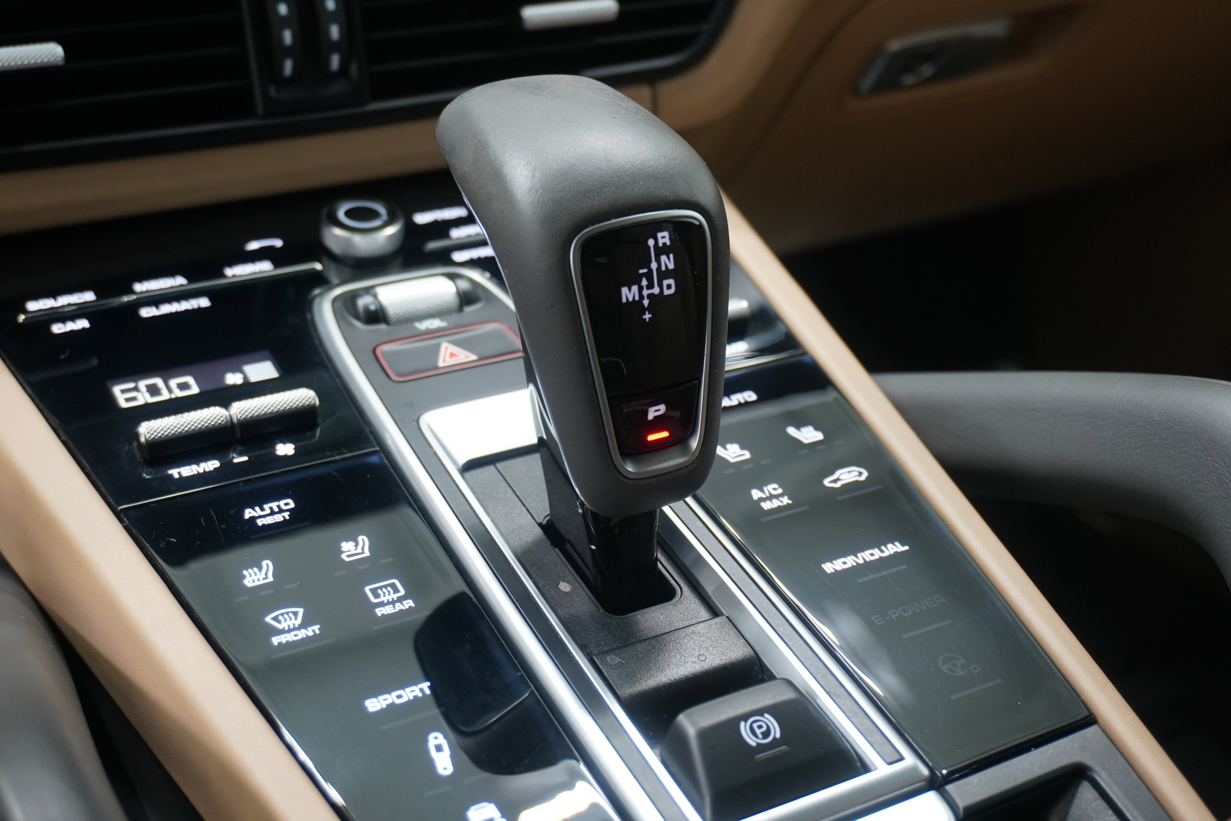 Used 2019 Porsche Cayenne S AWD/4WD image 25