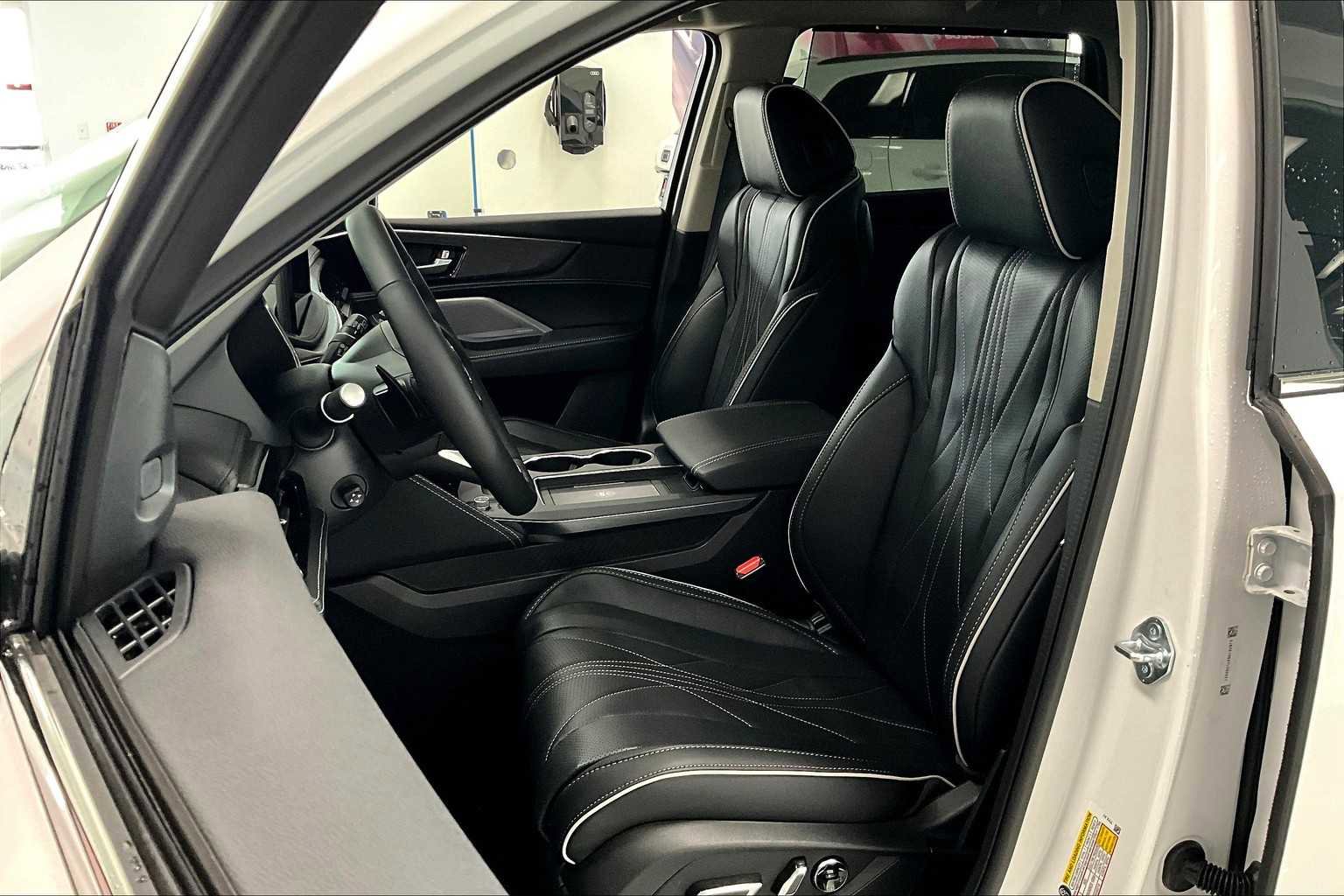 New 2026 Acura MDX SH-AWD w/ Advance Package image 9