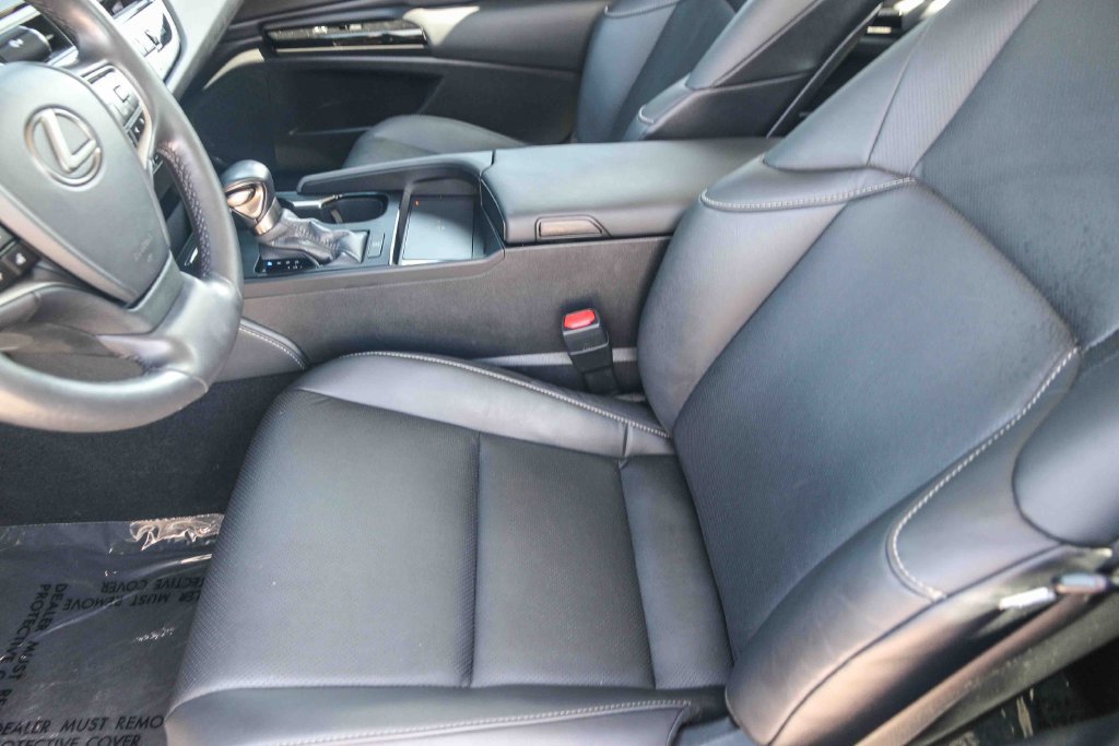 Certified 2024 Lexus ES 350 w/ Premium Package FWD image 19