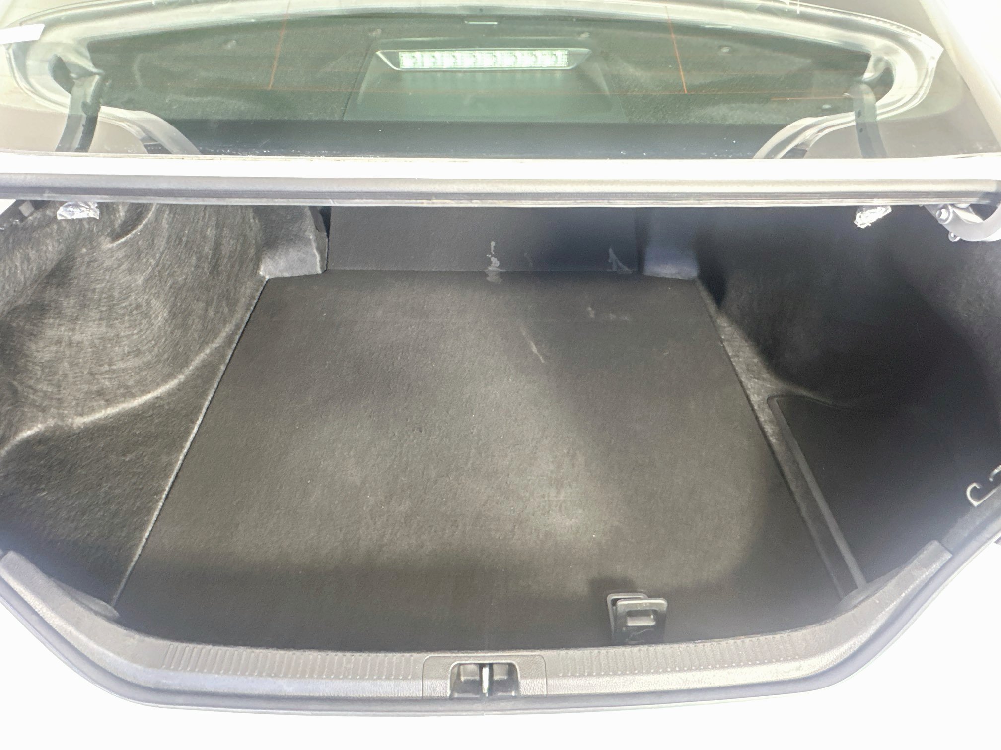 Used 2025 Toyota Camry SE FWD image 28