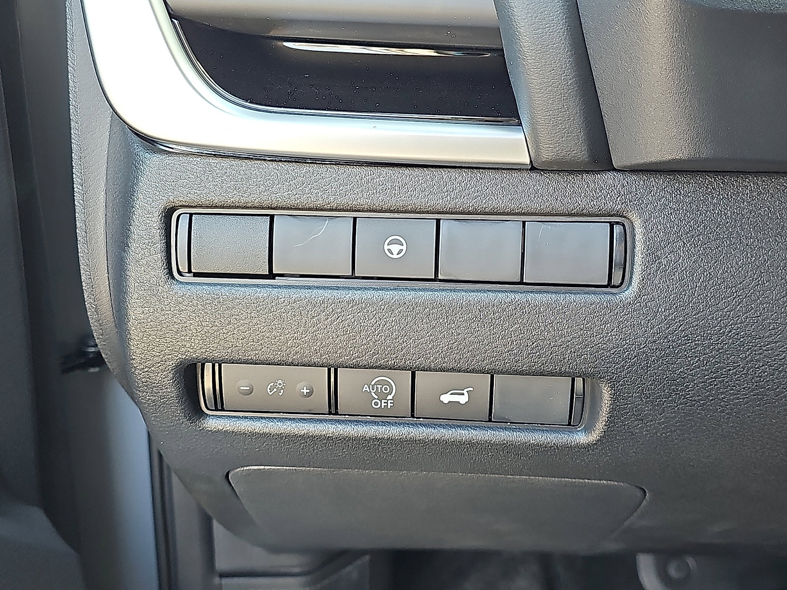 New 2026 Nissan Rogue SV AWD/4WD image 16