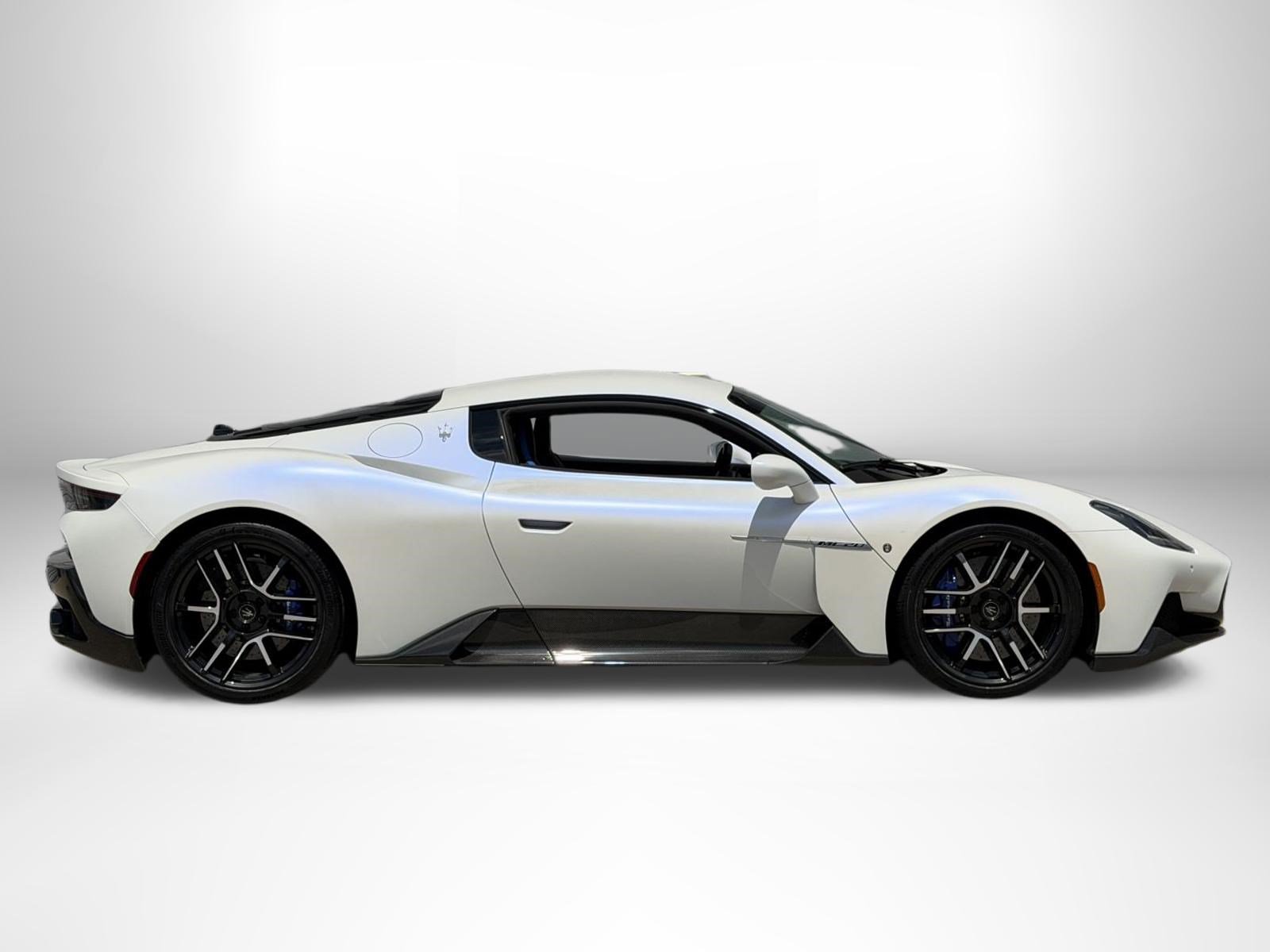 Used 2022 Maserati MC20 Coupe RWD image 2