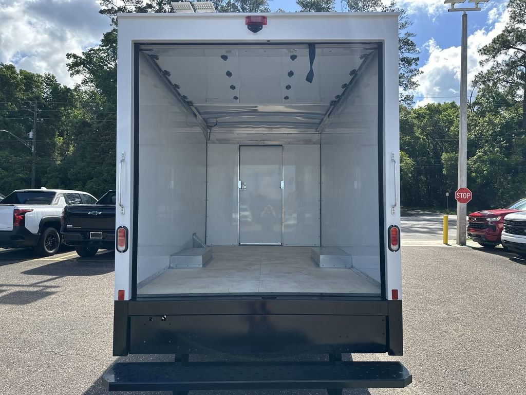New 2025 Chevrolet Express 3500 w/ Power Convenience Package image 20