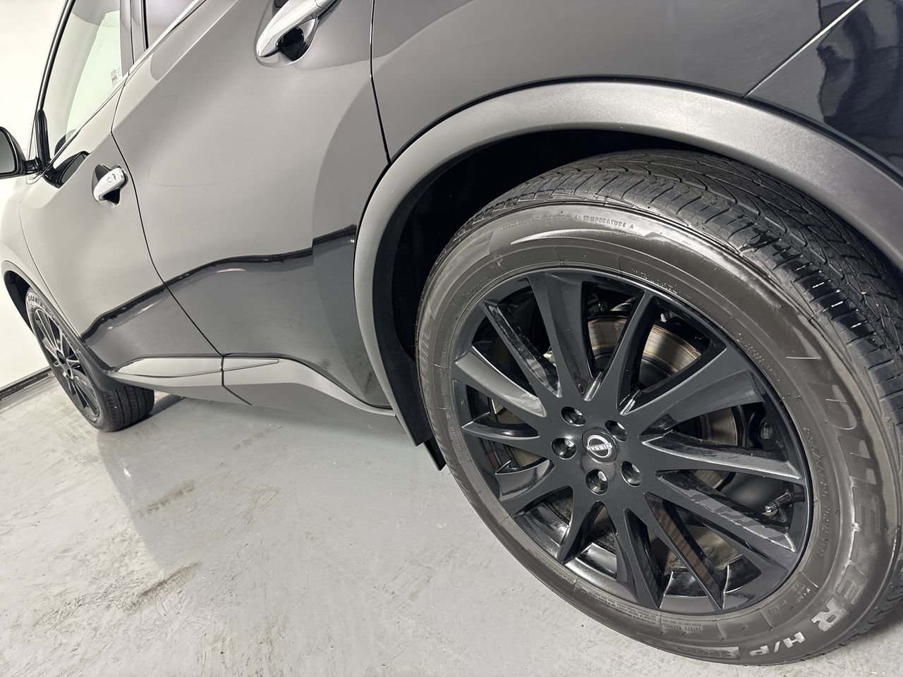 Used 2024 Nissan Murano SV w/ SV Midnight Edition Package AWD/4WD image 3