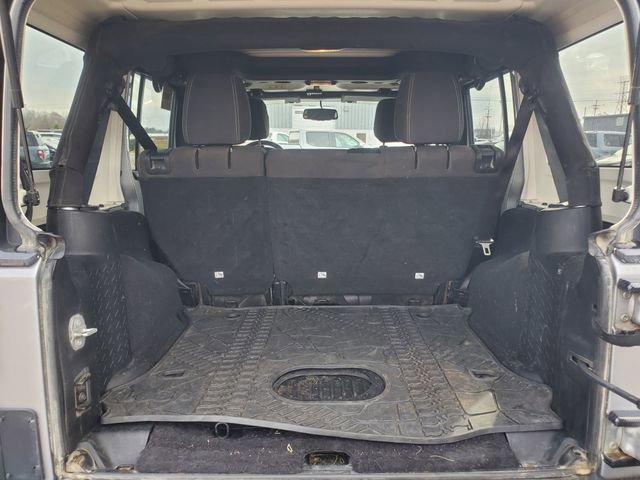 Used 2015 Jeep Wrangler Unlimited Sahara w/ Dual Top Group image 25