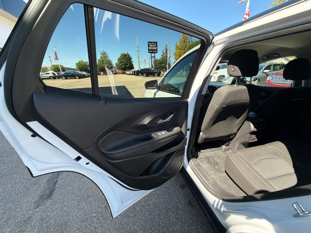 Certified 2024 GMC Terrain SLE w/ Driver Convenience Package FWD image 22
