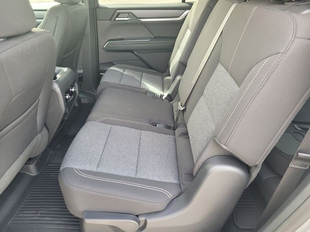 New 2026 GMC Acadia Elevation w/ Black Edition AWD/4WD image 8