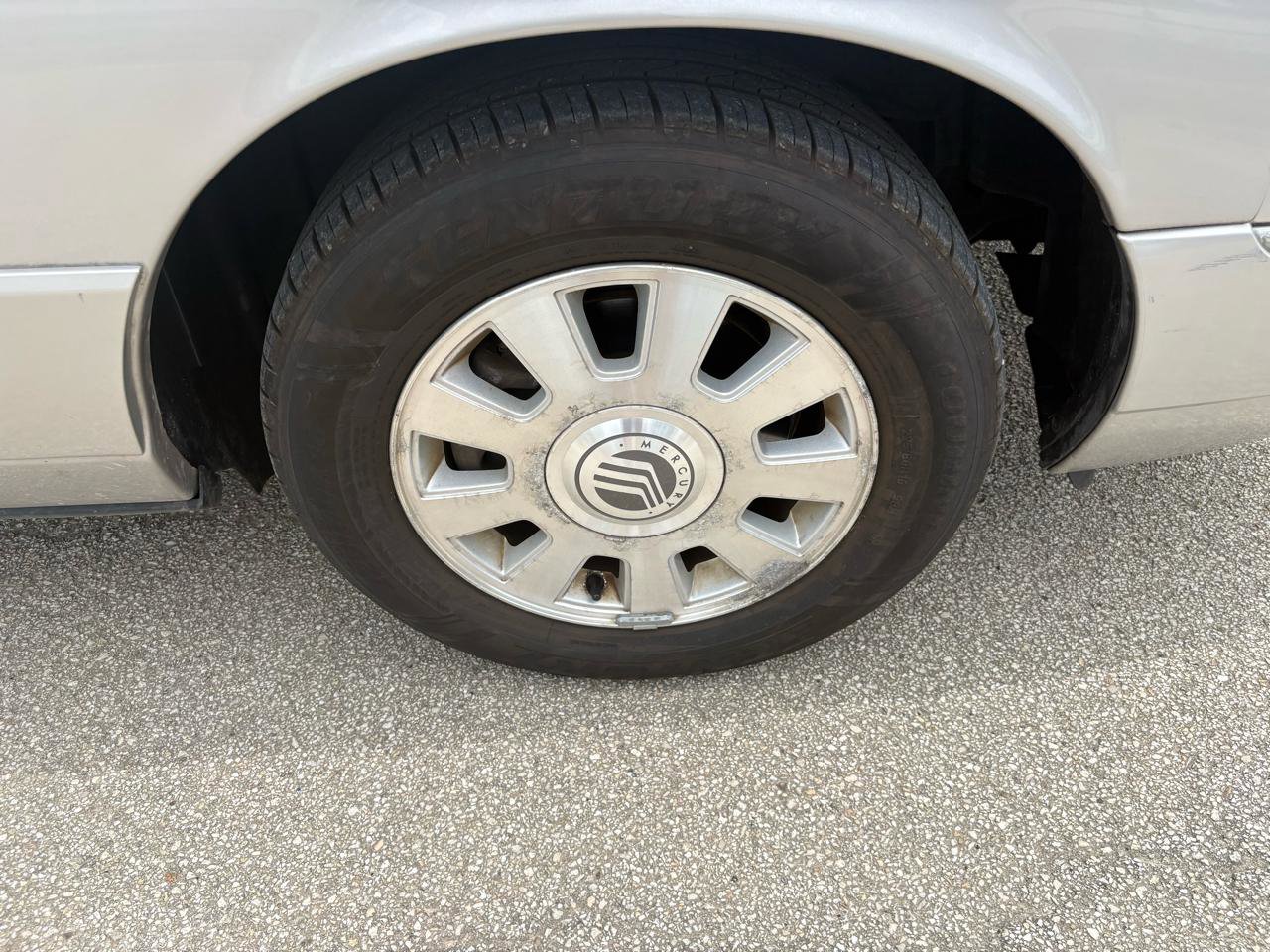 Used 2005 Mercury Grand Marquis LS RWD image 22