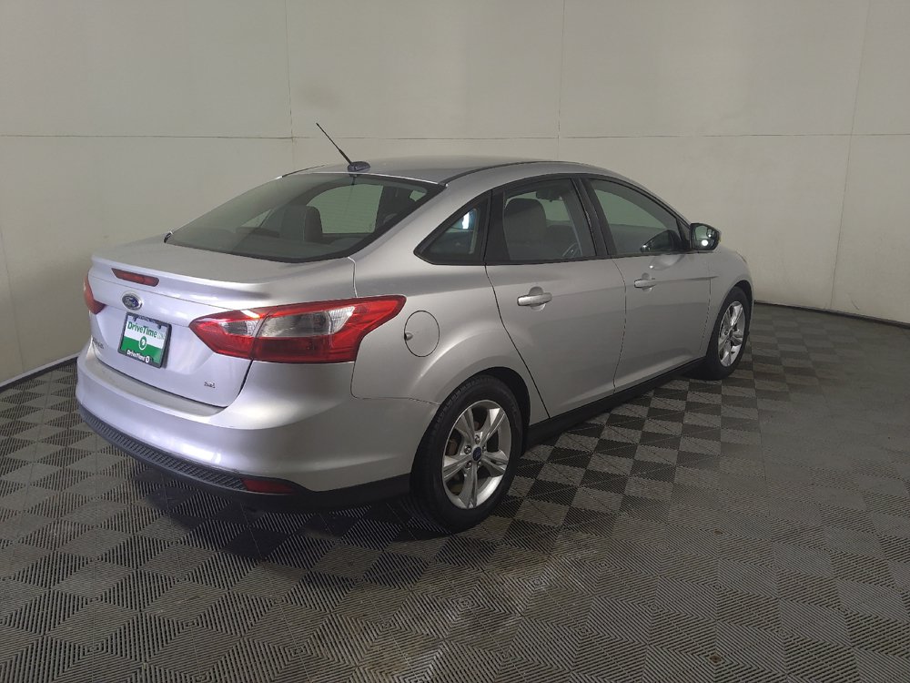 Used 2014 Ford Focus SE FWD image 9