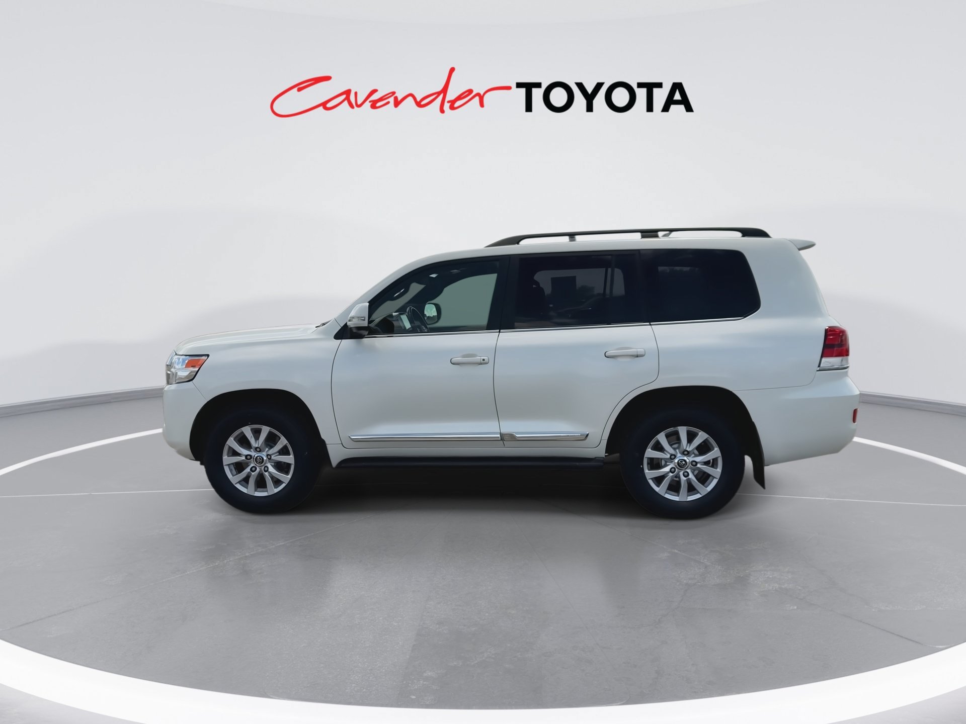 Certified 2019 Toyota Land Cruiser AWD/4WD image 5