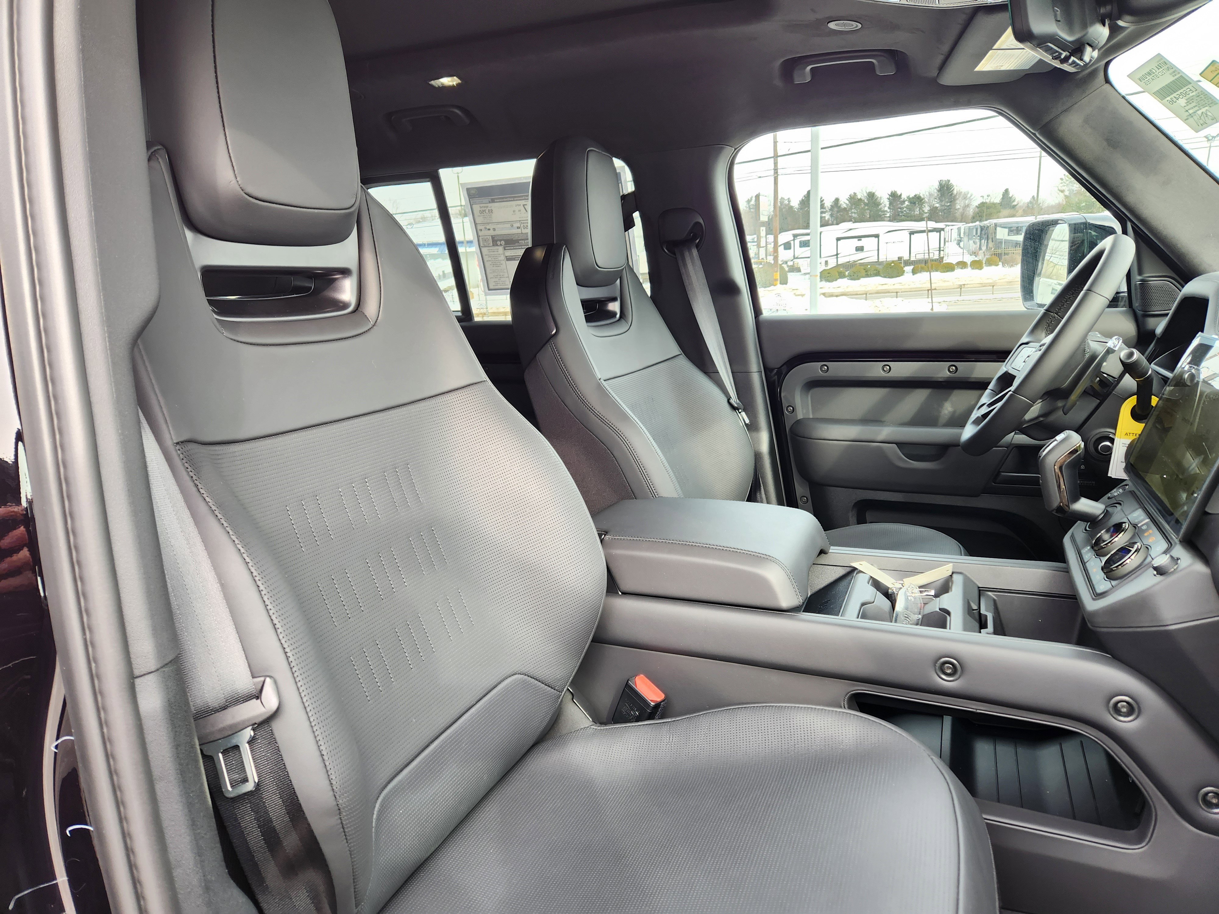 New 2026 Land Rover Defender 110 OCTA image 12