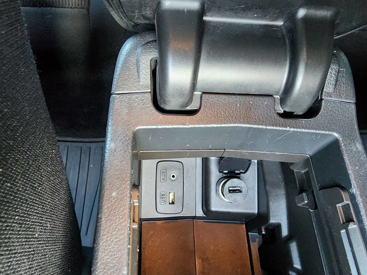 Used 2014 Subaru Impreza 2.0i Sport Premium image 24