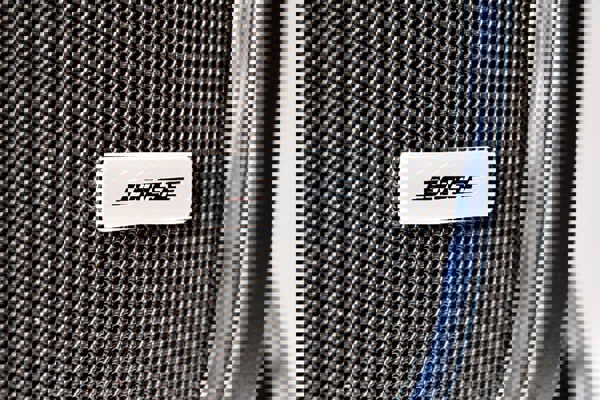 Used 2016 Chevrolet Suburban LTZ image 19