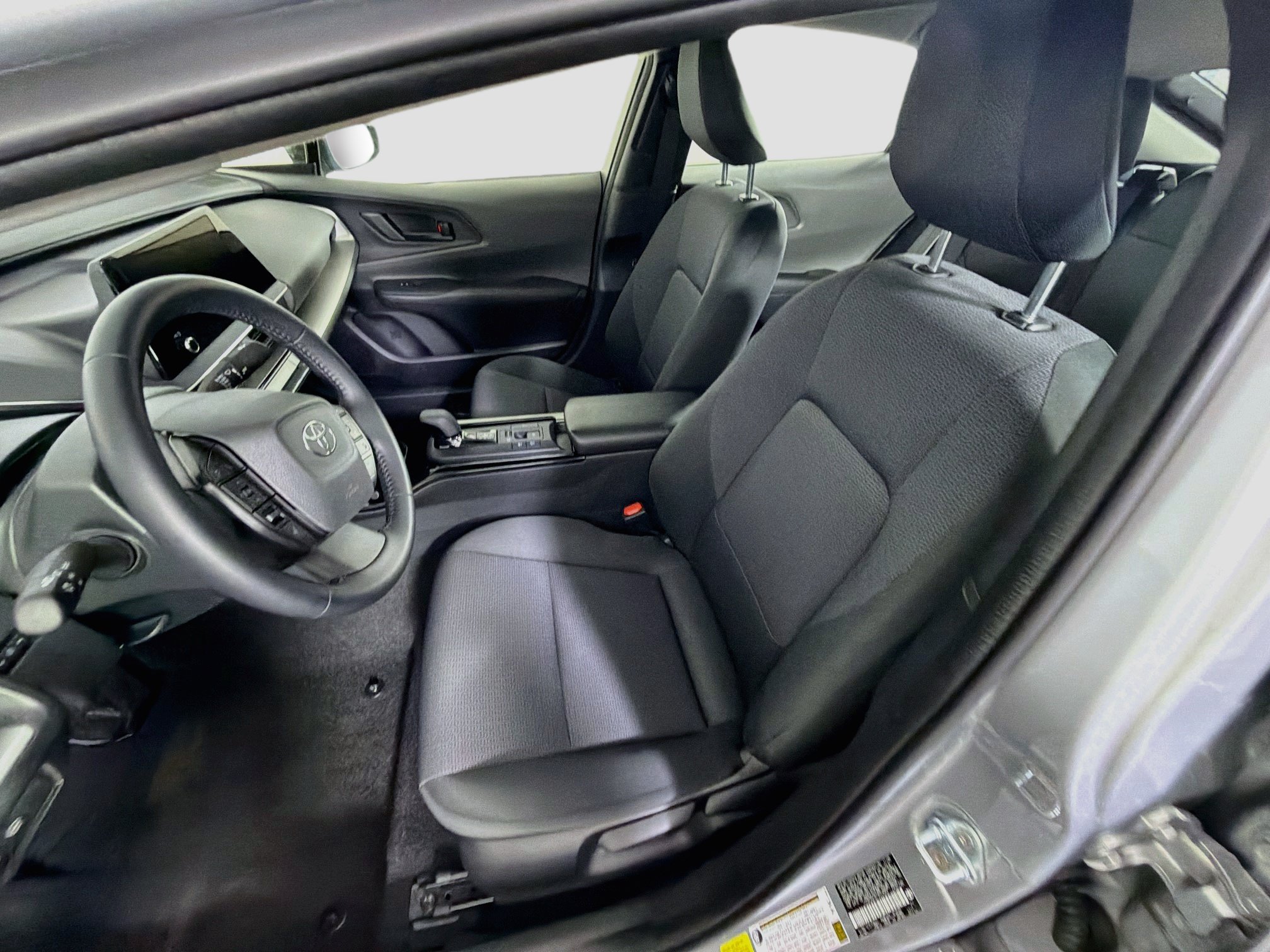 Used 2026 Toyota Prius LE FWD image 13