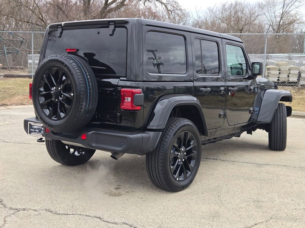 Used 2025 Jeep Wrangler Sahara 4xe w/ Safety Group image 10