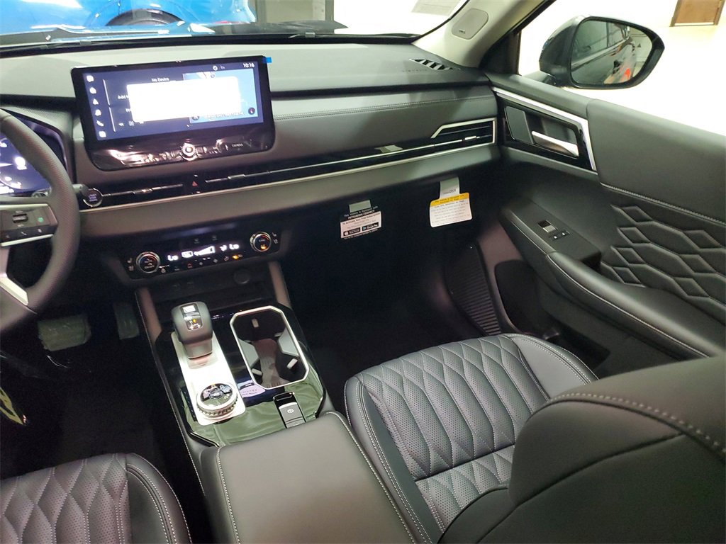 New 2025 Mitsubishi Outlander SEL image 18