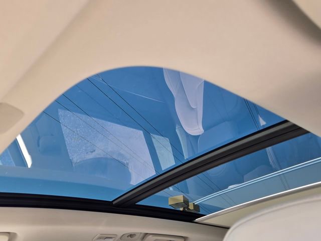 New 2026 Volvo XC90 T8 Ultra w/ Protection Package Premier image 17