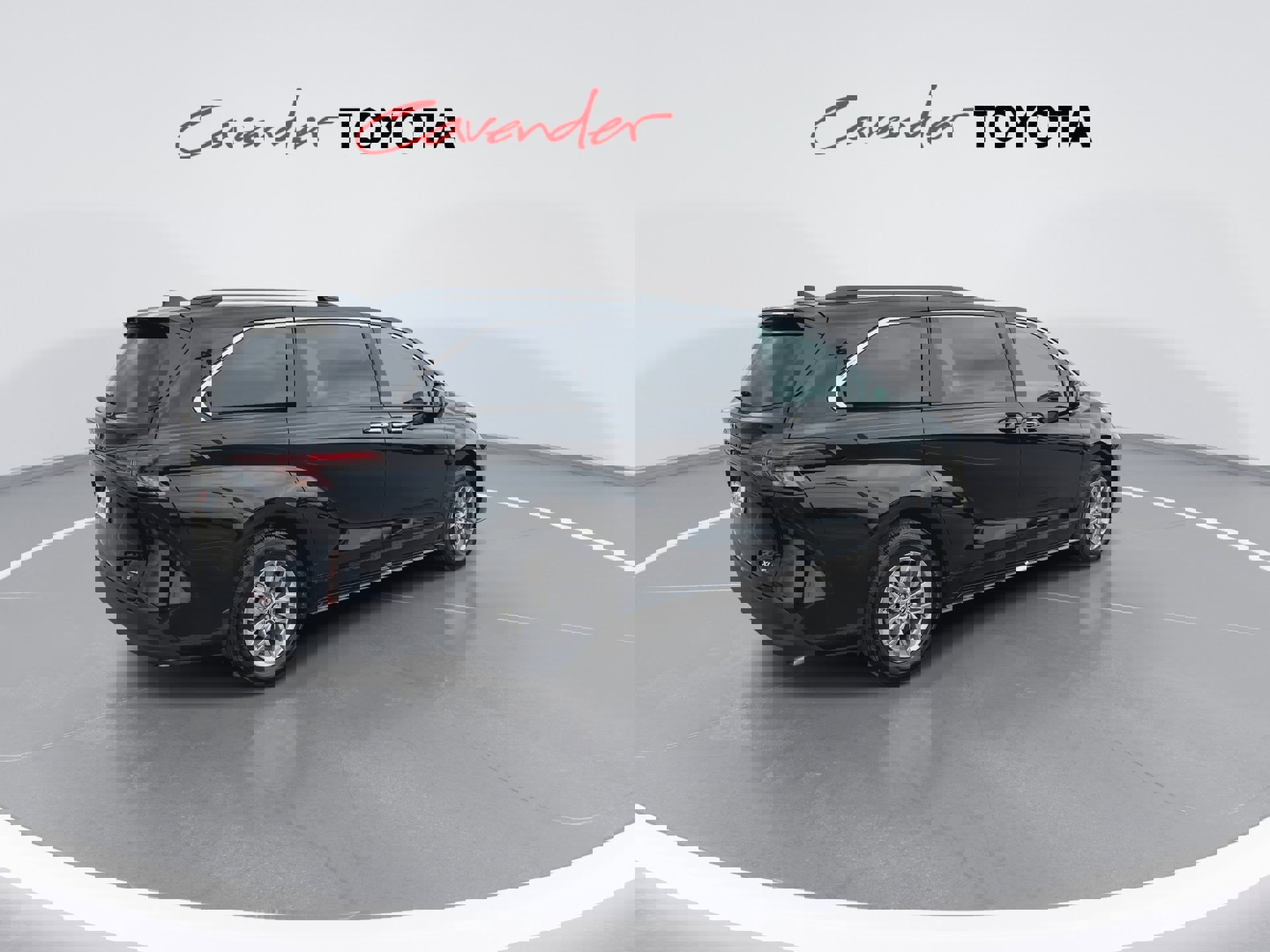 Certified 2026 Toyota Sienna XLE image 8