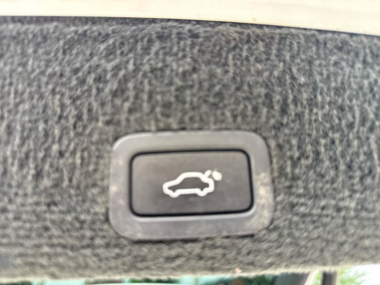 Used 2015 Volvo XC60 T6 Platinum w/ Inscription Package AWD/4WD image 45