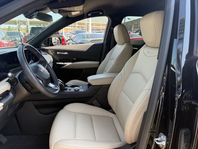 Used 2024 Cadillac XT4 Luxury FWD image 25