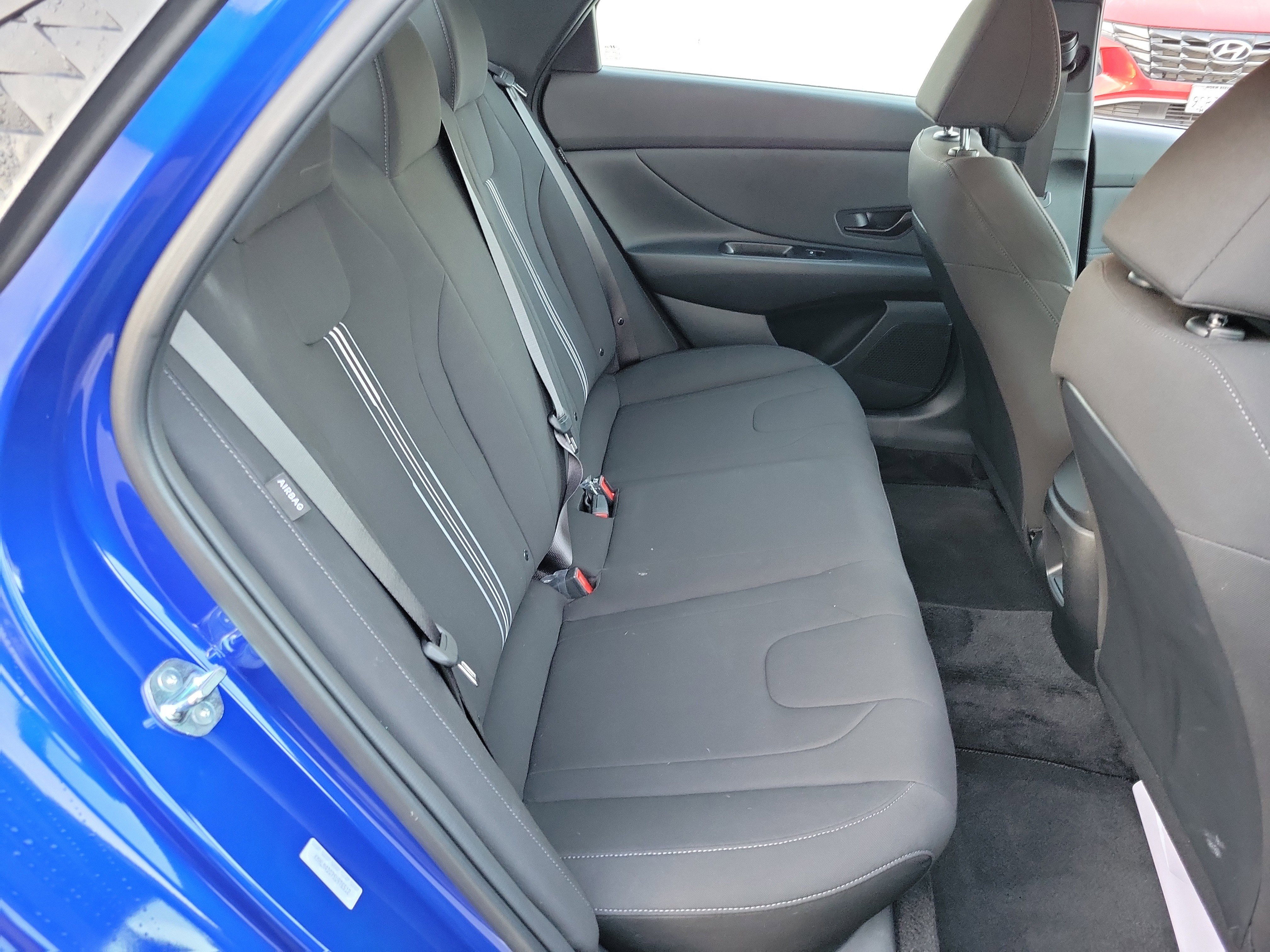 Certified 2025 Hyundai Elantra Sport w/ Cargo Package image 20