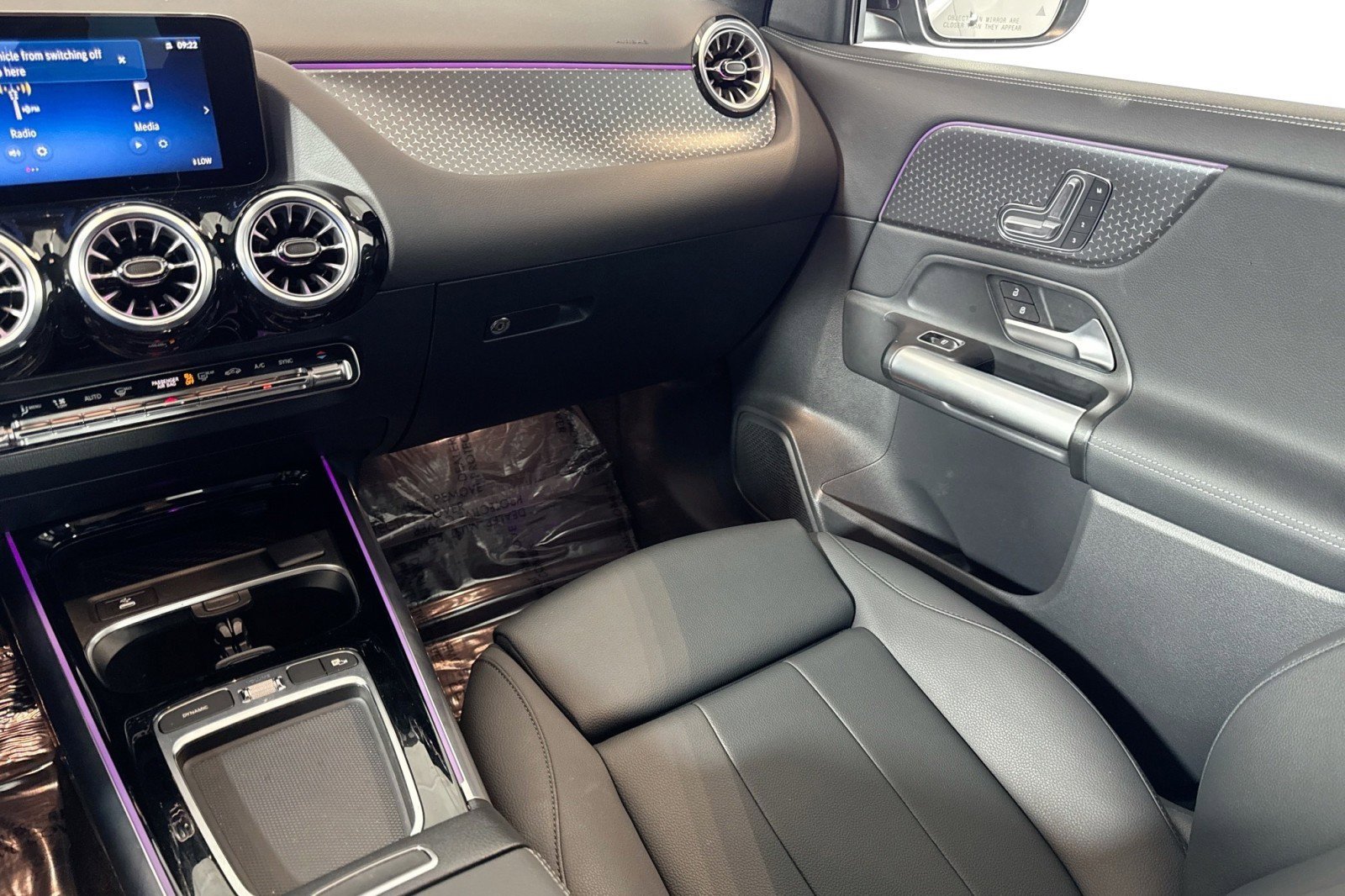 Certified 2025 Mercedes-Benz GLA 250 image 21