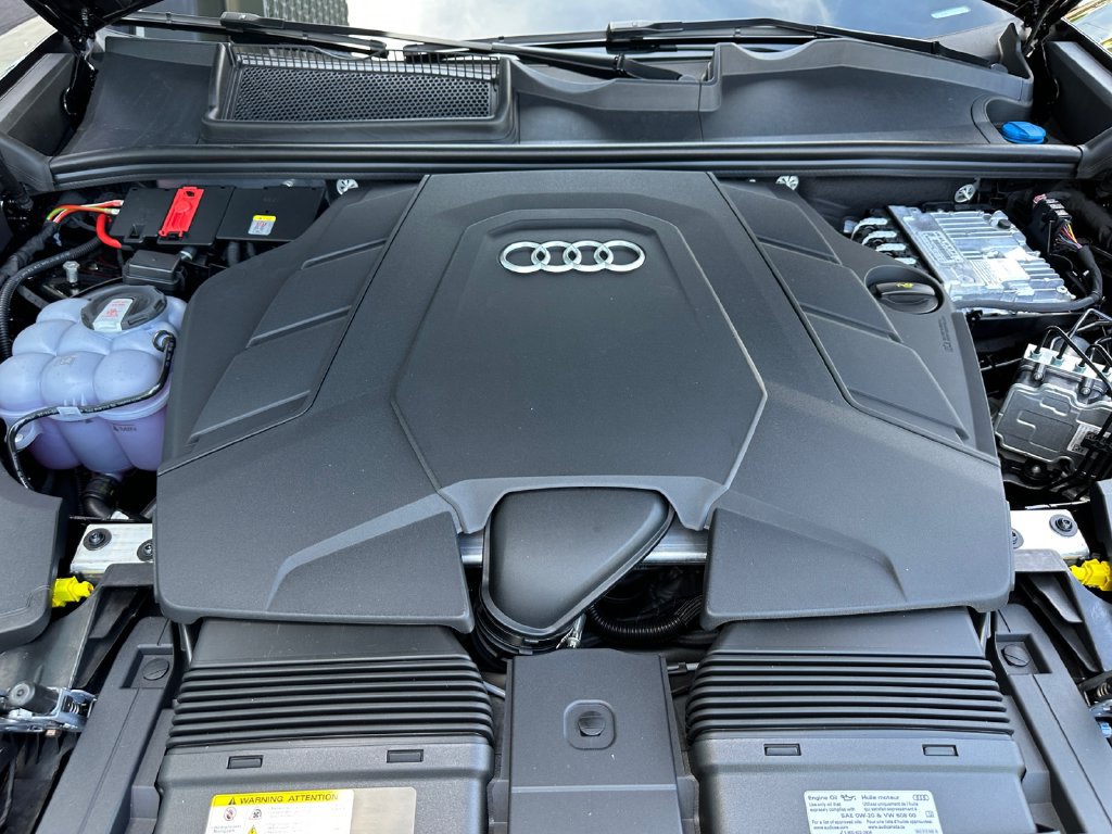 New 2026 Audi Q8 Premium Plus AWD/4WD image 32