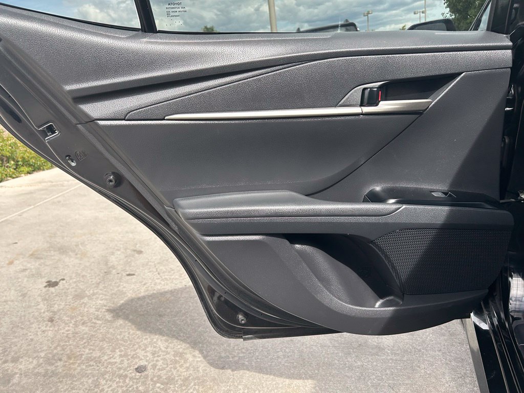 Used 2025 Toyota Camry LE FWD image 25