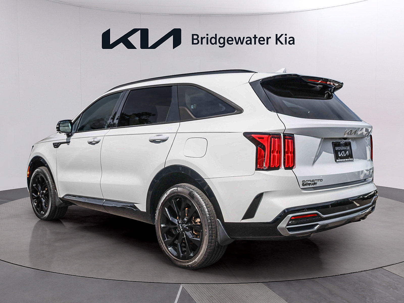 Certified 2023 Kia Sorento SX AWD/4WD image 4
