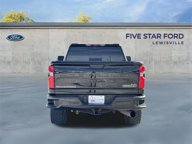 Used 2021 Chevrolet Silverado 2500 High Country w/ Technology Package image 5