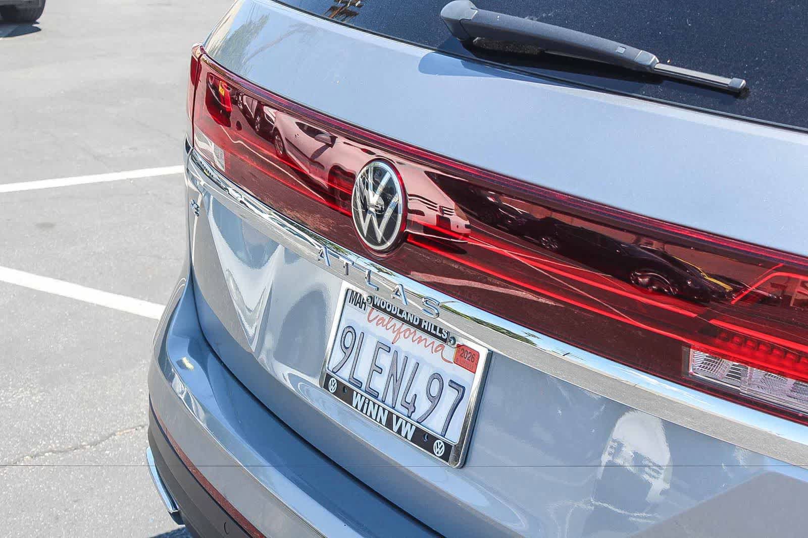 Used 2024 Volkswagen Atlas SE FWD image 9